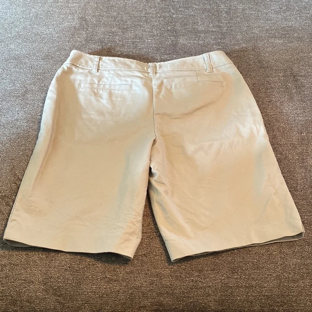 𝅺charter Club women’s shorts; size 10